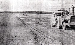flyvepladsens nye grsbane anlgges i 1974